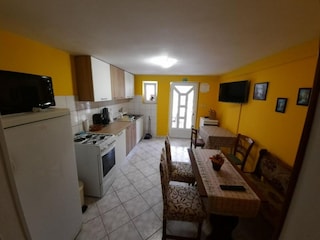 Appartement Kampor Équipement 4