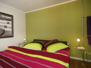 Schlafzimmer - Doppelbett 180x200 cm