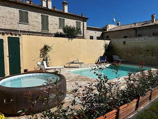 Apartment Candelara Außenaufnahme 5