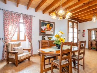 Villa Llubi Características 28