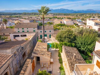 Cave dwelling Sineu Environment 69