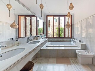 Villa Costa de los Pinos Features 22