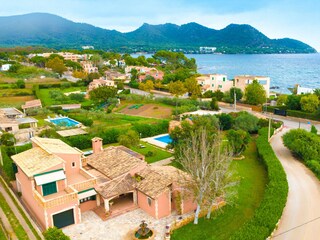 Villa Costa de los Pinos  28