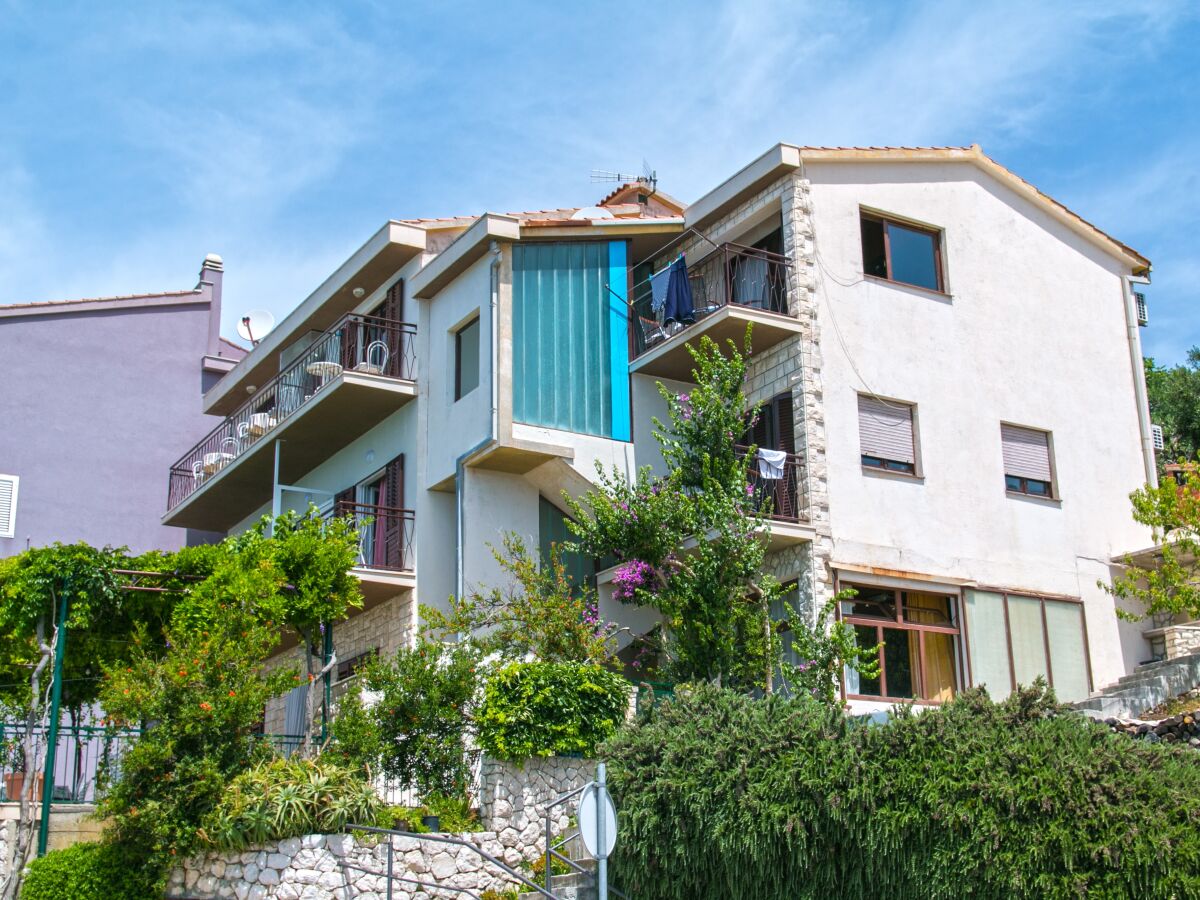 Apartment Podgora 5
