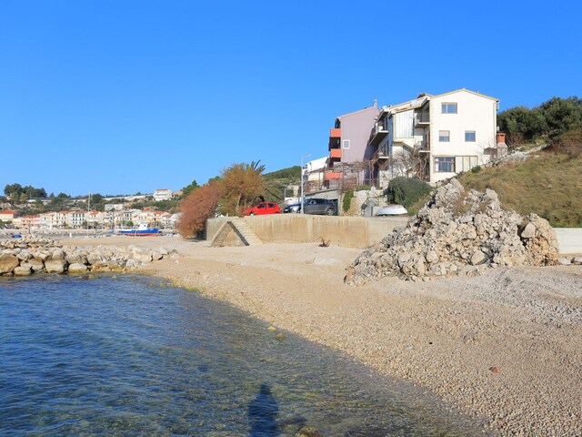 Apartment Podgora 6