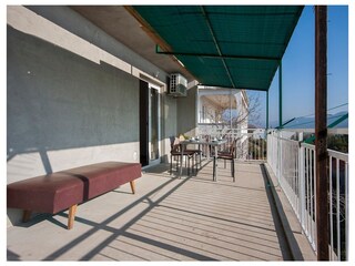 Apartment Grebastica  10