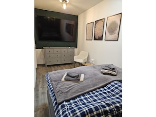 Schlafzimmer_Fernseher