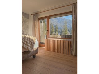 Blick aufs Estergebirge vom Wohnzimmer aus