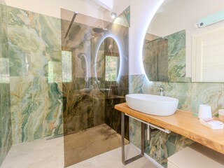Ensuite bathroom
