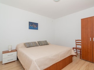 Apartment Mandre  18