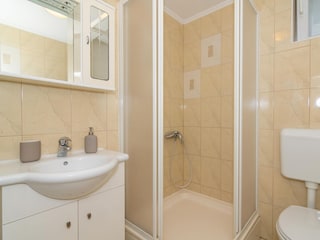 Apartment Mandre  21