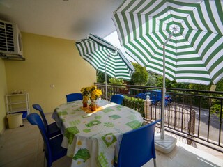 Apartment Mali Maj  1