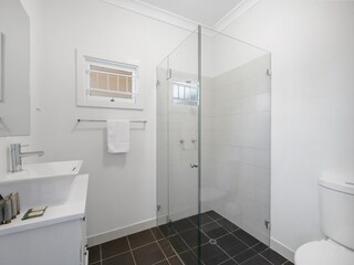 Apartment Welt Features 15