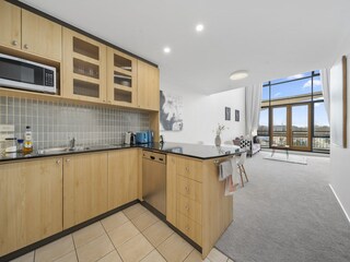 Apartment Welt Features 9
