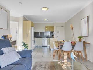 Apartment Welt Features 13