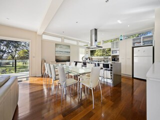Apartment Welt Features 18