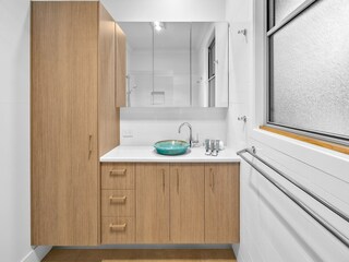 Apartment Welt Features 16