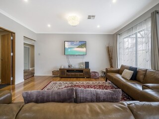 Apartment Welt Features 27