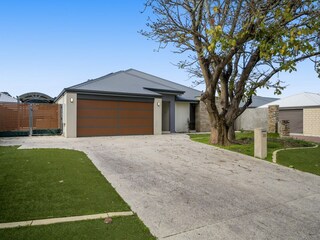 Apartment Welt Features 34