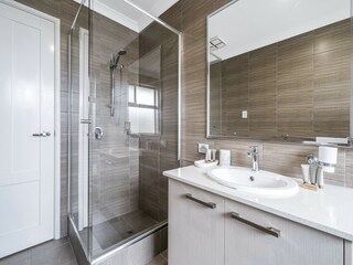 Apartment Welt Features 17