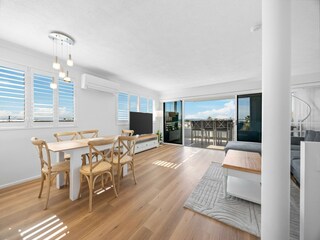 Apartment Welt Features 13