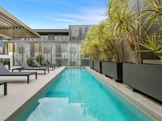 Apartment Welt Outdoor Recording 4