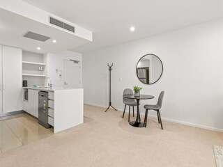 Apartment Welt Features 14