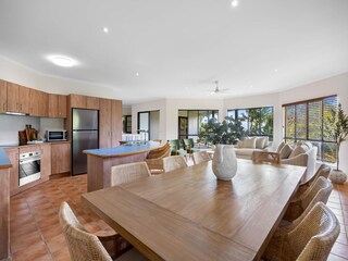 Apartment Sunshine Beach Features 14