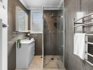 Apartment Welt Features 16