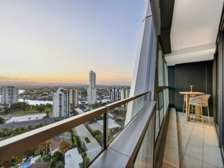 Apartment Broadbeach Outdoor Recording 11