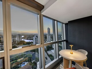 Apartment Broadbeach Outdoor Recording 5