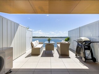 Apartment Welt Outdoor Recording 3
