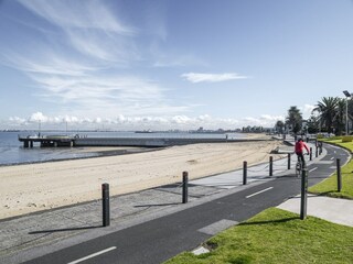 Apartamento Melbourne Entorno 14