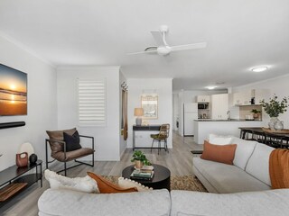 Apartment Sunshine Beach Features 13