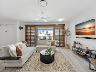 Apartment Sunshine Beach Features 6
