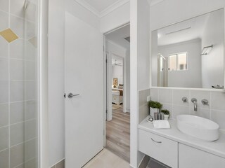 Apartment Sunshine Beach Features 8