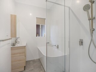 Apartment Welt Features 18