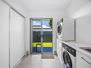 Apartment Sunshine Beach Features 17