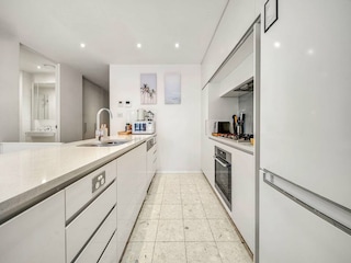 Apartment Welt Features 13