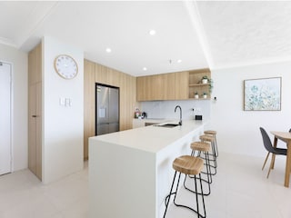Apartment Broadbeach Features 22