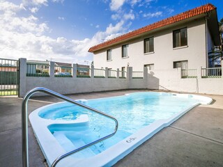 Apartment Welt  1