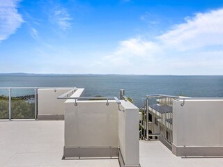 Apartment Welt Outdoor Recording 3
