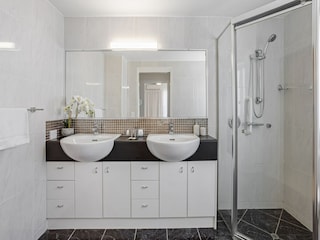 Apartment Welt Features 9