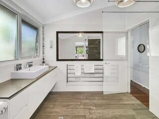 Apartment Welt Features 24
