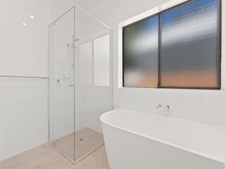 Apartment Welt Features 24