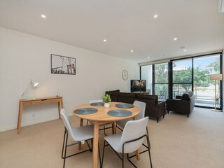 Apartment Welt Features 15