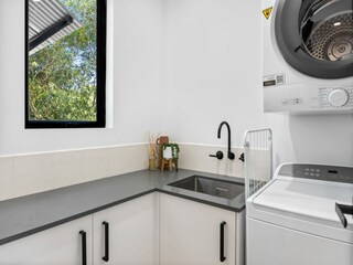 Apartment Sunshine Beach  18