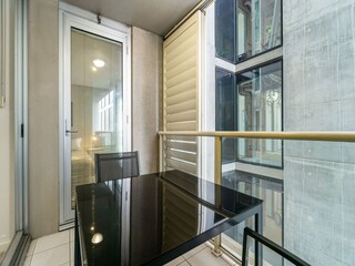 Apartment Welt Outdoor Recording 3