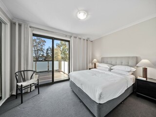 Apartment Welt Features 13