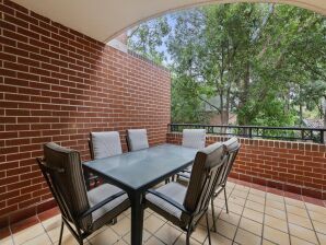 Helle Wohnung in Marrickville mit Balkon und Parkplatz
